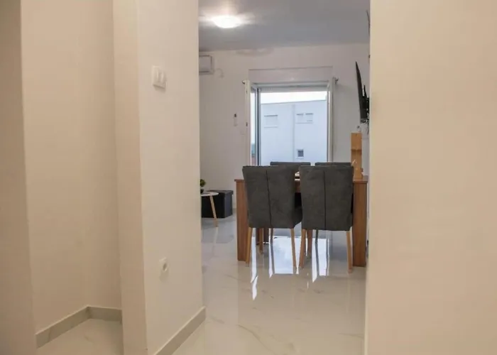 Marin 公寓 扎博里克